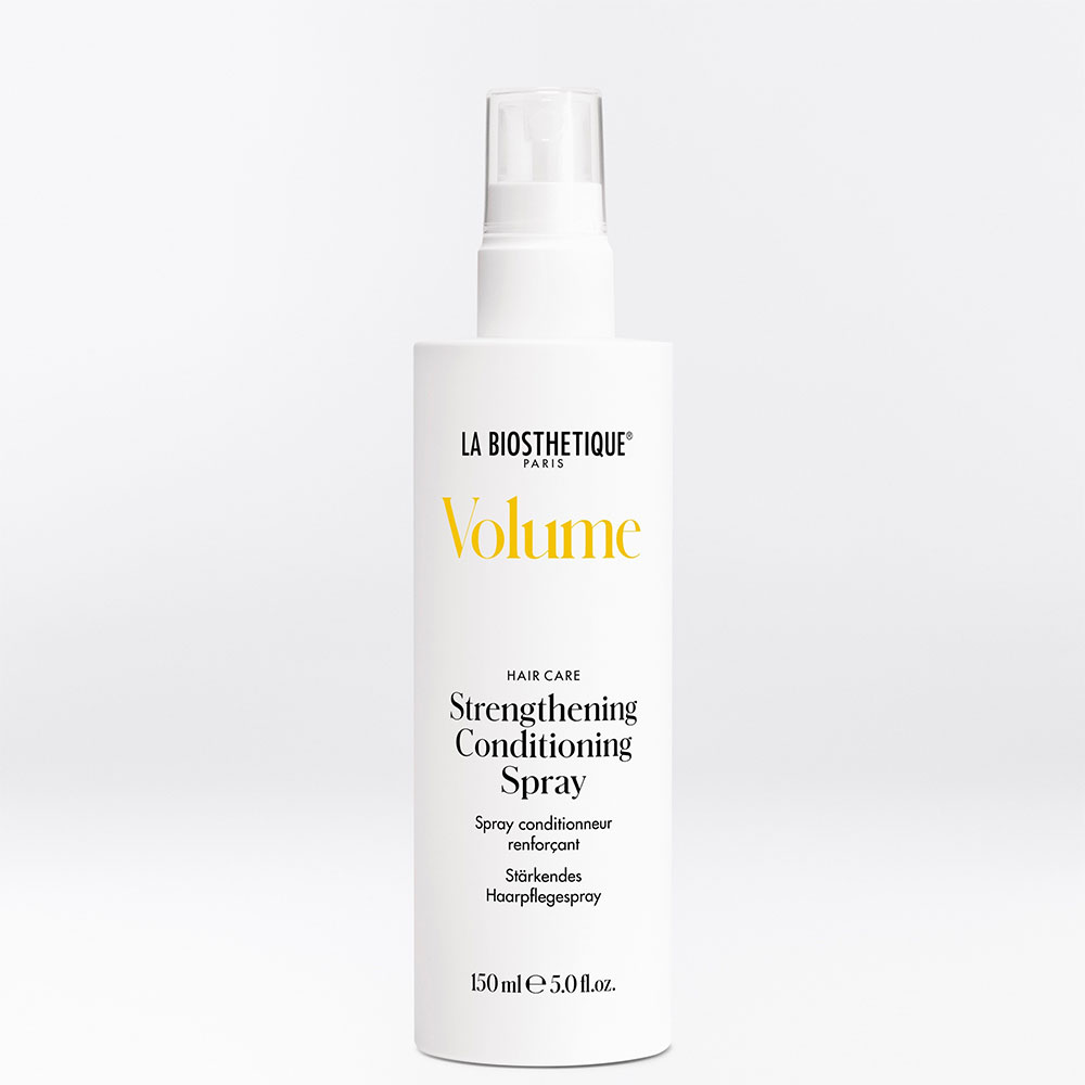 Strengthening Conditioning Spray est un après–shampooing sans rinçage pratique et facile à utiliser qui nourrit et hydrate les cheveux en un instant sans les alourdir. I