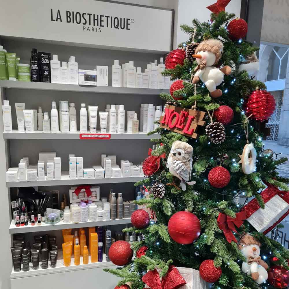 Pour Noël, profitez des offres votre salon Nuance Coiffure La biosthétique et Olaplex à Quimper