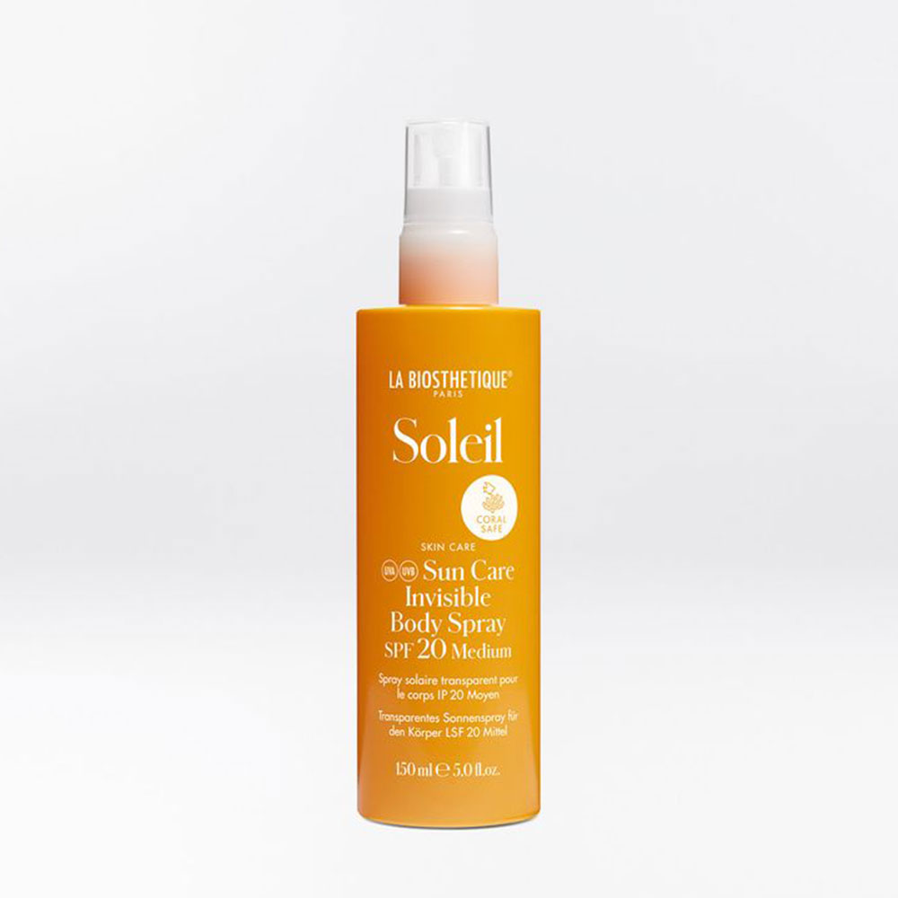 En quelques vaporisations, cette huile transparente et résistante à l’eau protégera votre peau des coups de soleil.